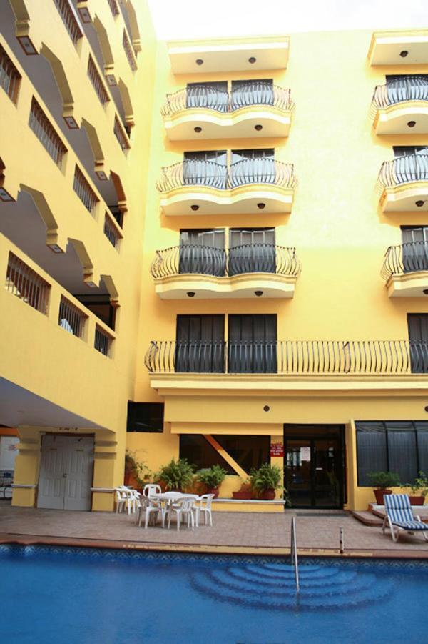 ホテル Grand Royal タンピコ エクステリア 写真